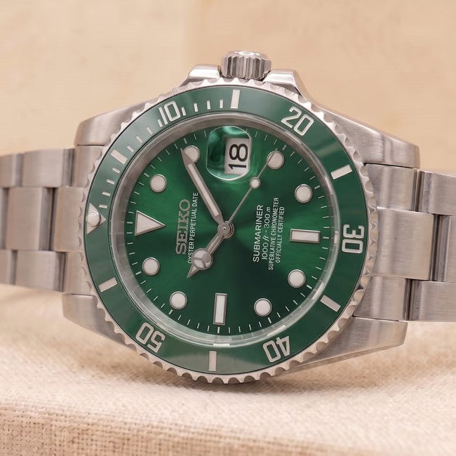 SEIKO MOD SUBMARINER - Vert